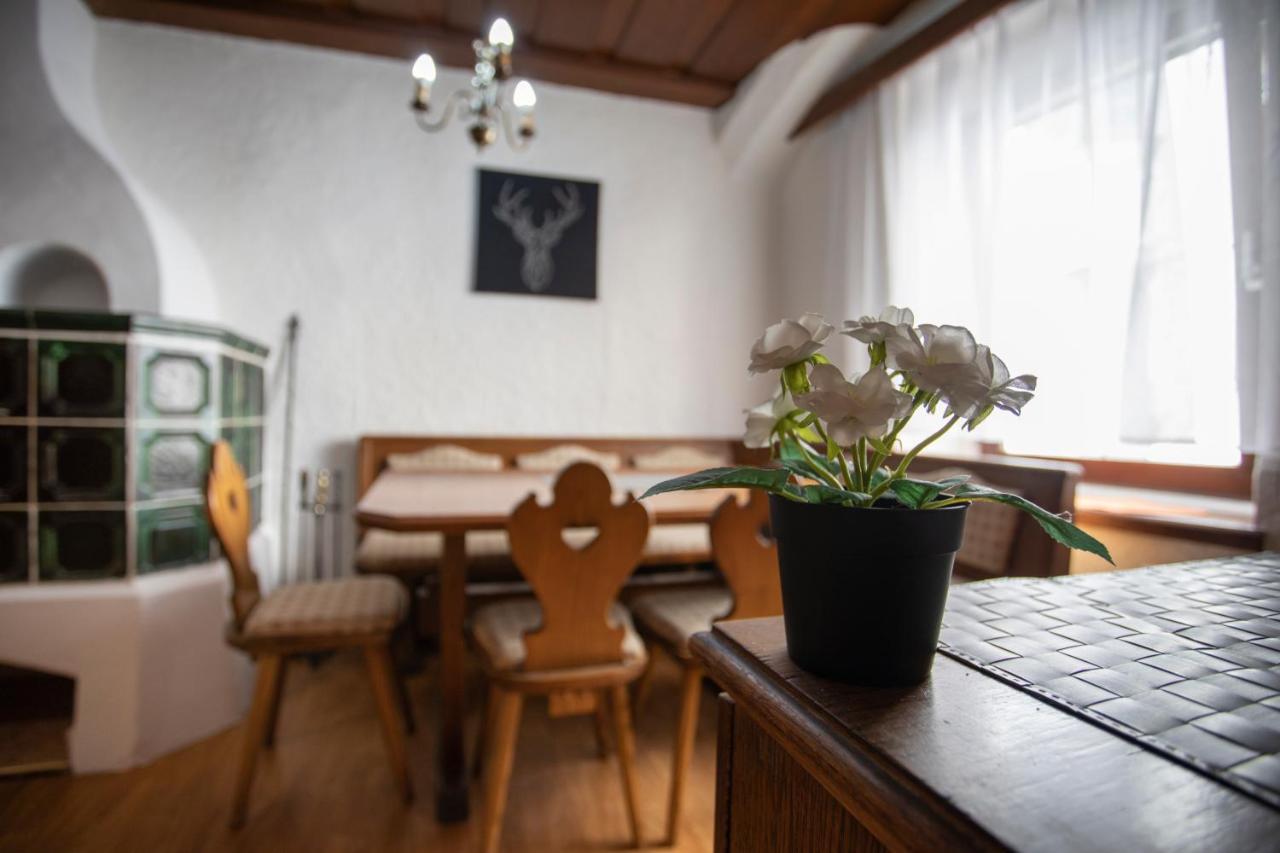 Traditional Old Town Apartment هول ان تيرول المظهر الخارجي الصورة